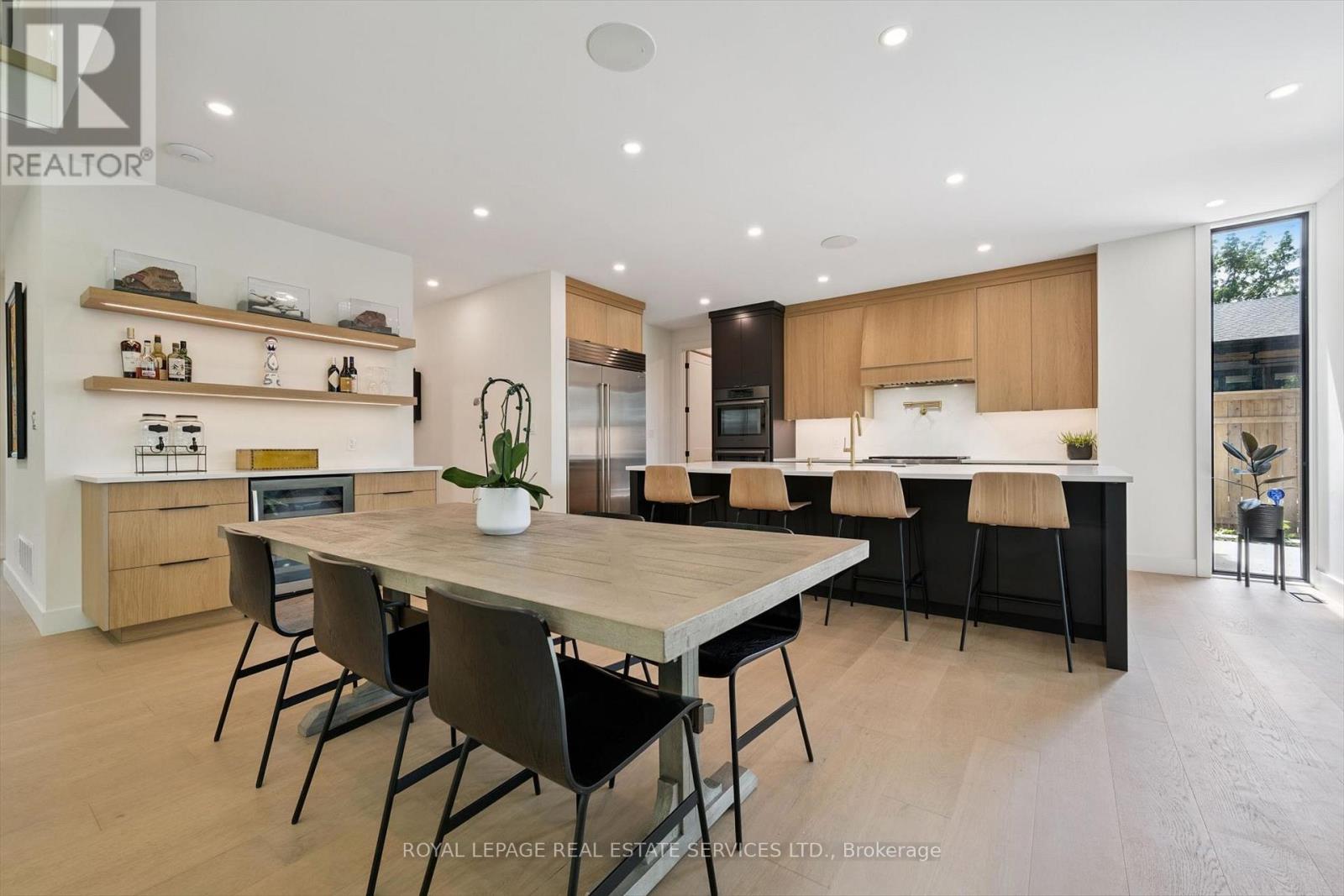 515 Pineland Avenue, Oakville, Ontario  L6K 1Z9 - Photo 13 - W12913148