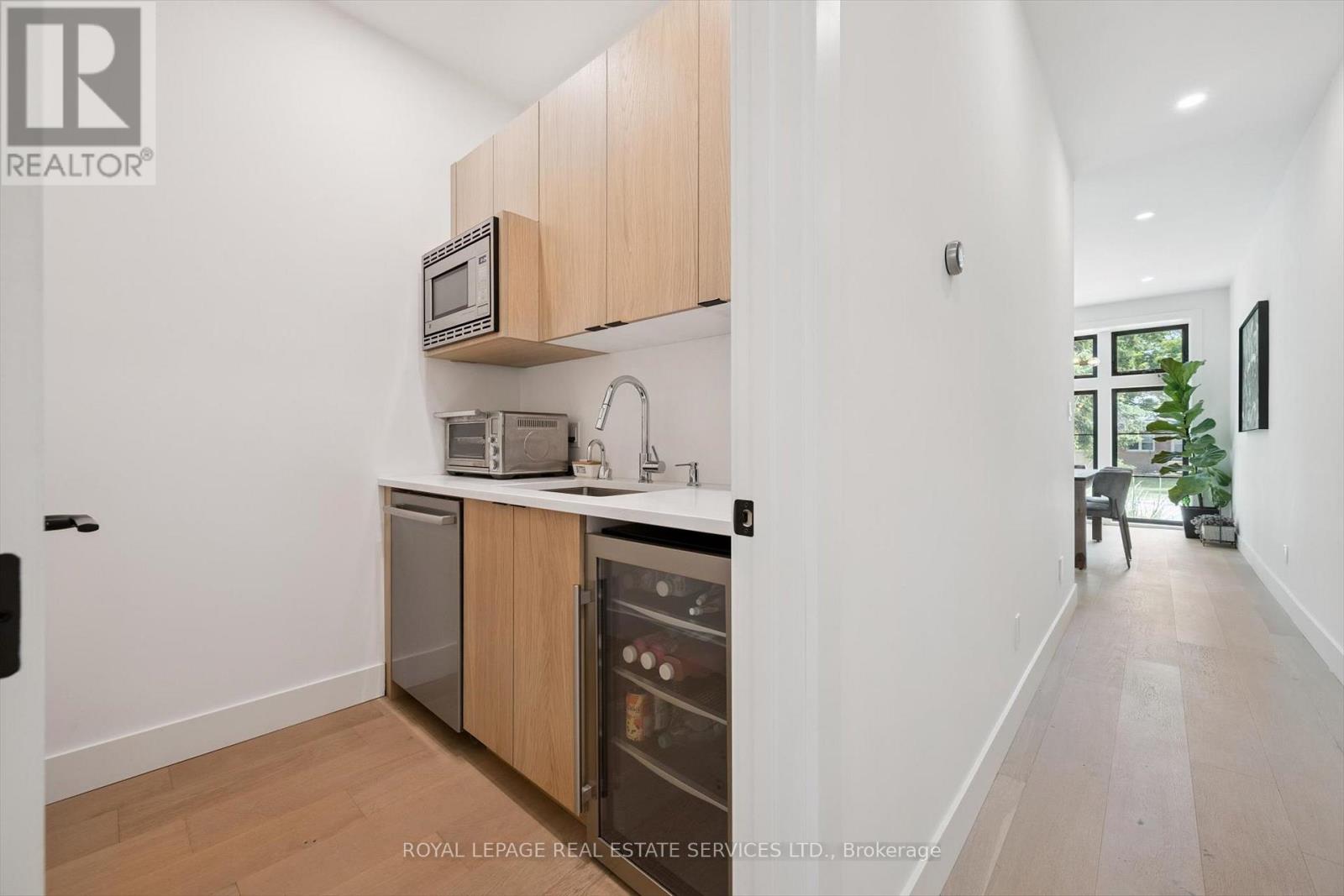 515 Pineland Avenue, Oakville, Ontario  L6K 1Z9 - Photo 19 - W12913148