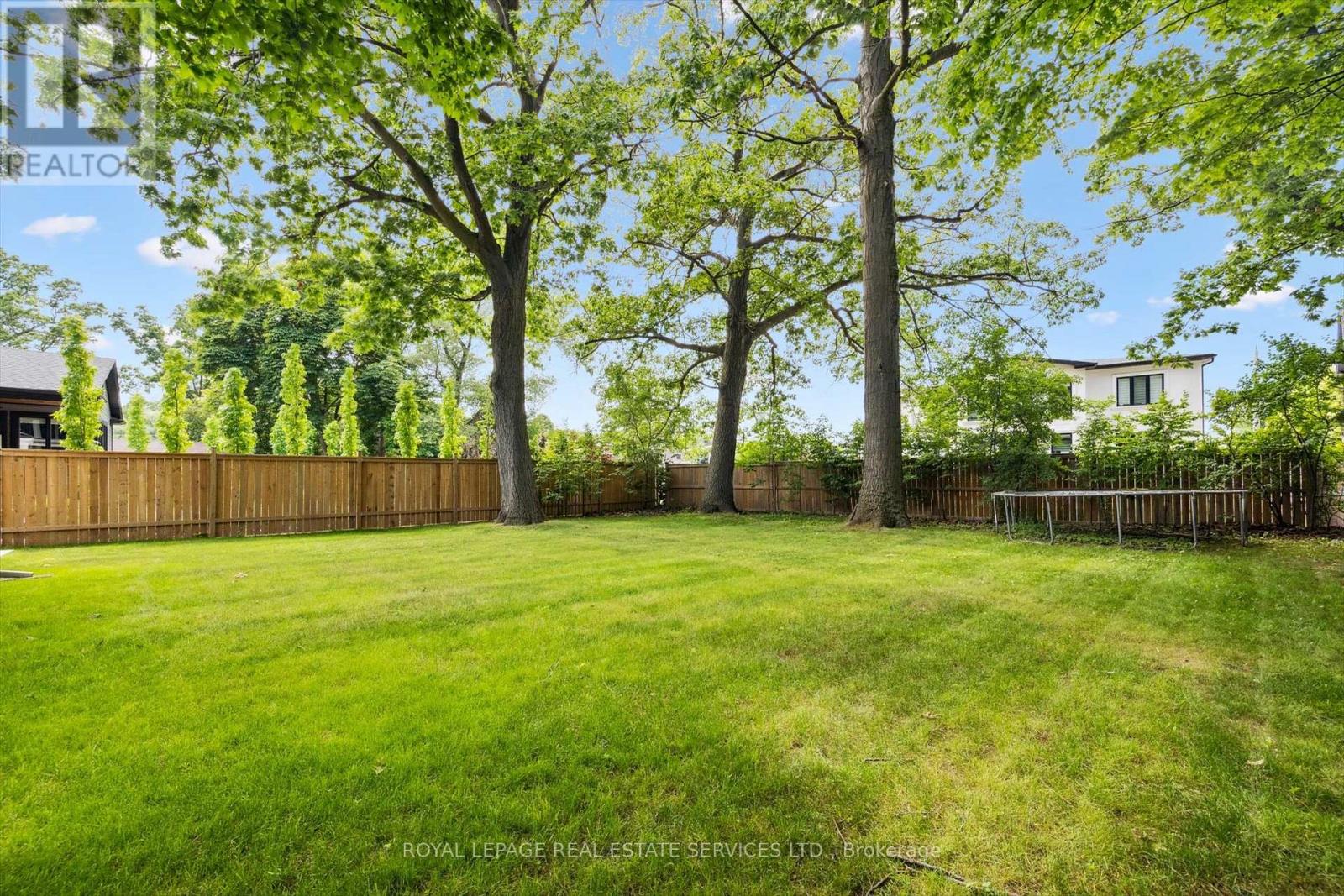 515 Pineland Avenue, Oakville, Ontario  L6K 1Z9 - Photo 46 - W12913148