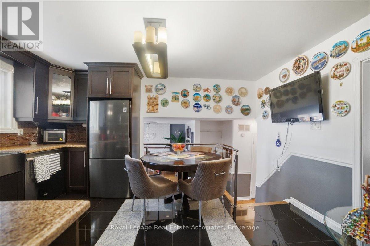 3652 Haven Glenn, Mississauga, Ontario  L4X 1X8 - Photo 21 - W12913156