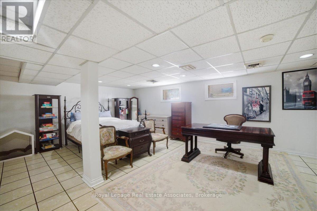 3652 Haven Glenn, Mississauga, Ontario  L4X 1X8 - Photo 33 - W12913156