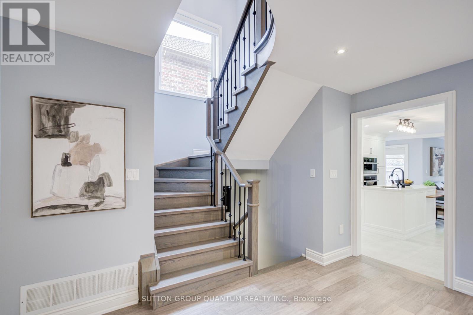 2829 Cartwright Crescent, Mississauga, Ontario  L5M 5W4 - Photo 5 - W12913166