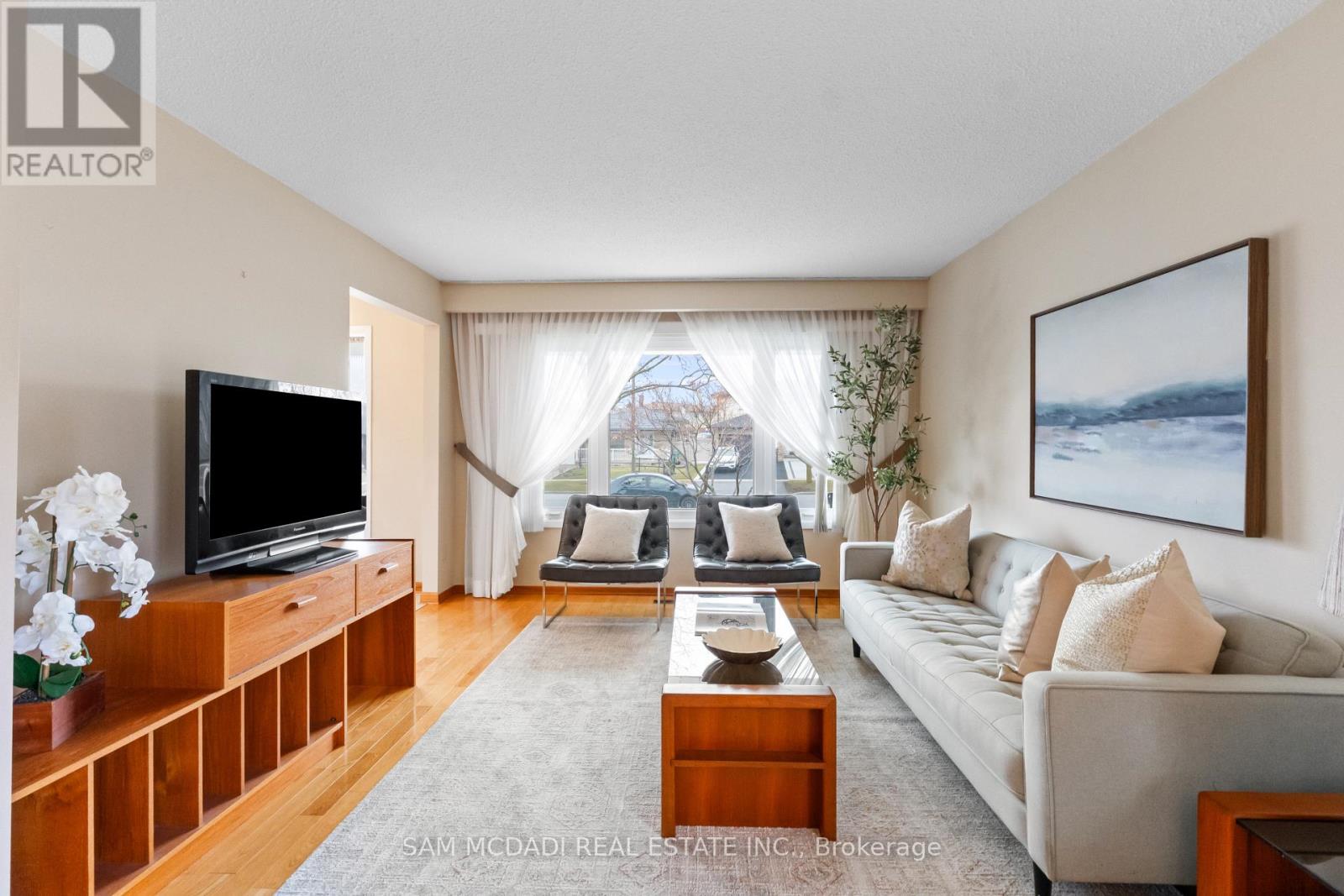 556 Paisley Boulevard W, Mississauga, Ontario  L5B 2M4 - Photo 9 - W12913180