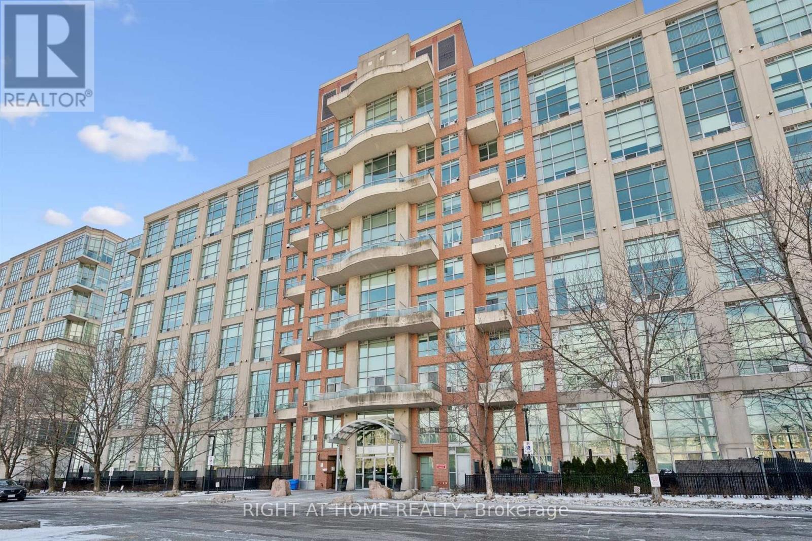 409 - 200 MANITOBA STREET, Toronto, Ontario