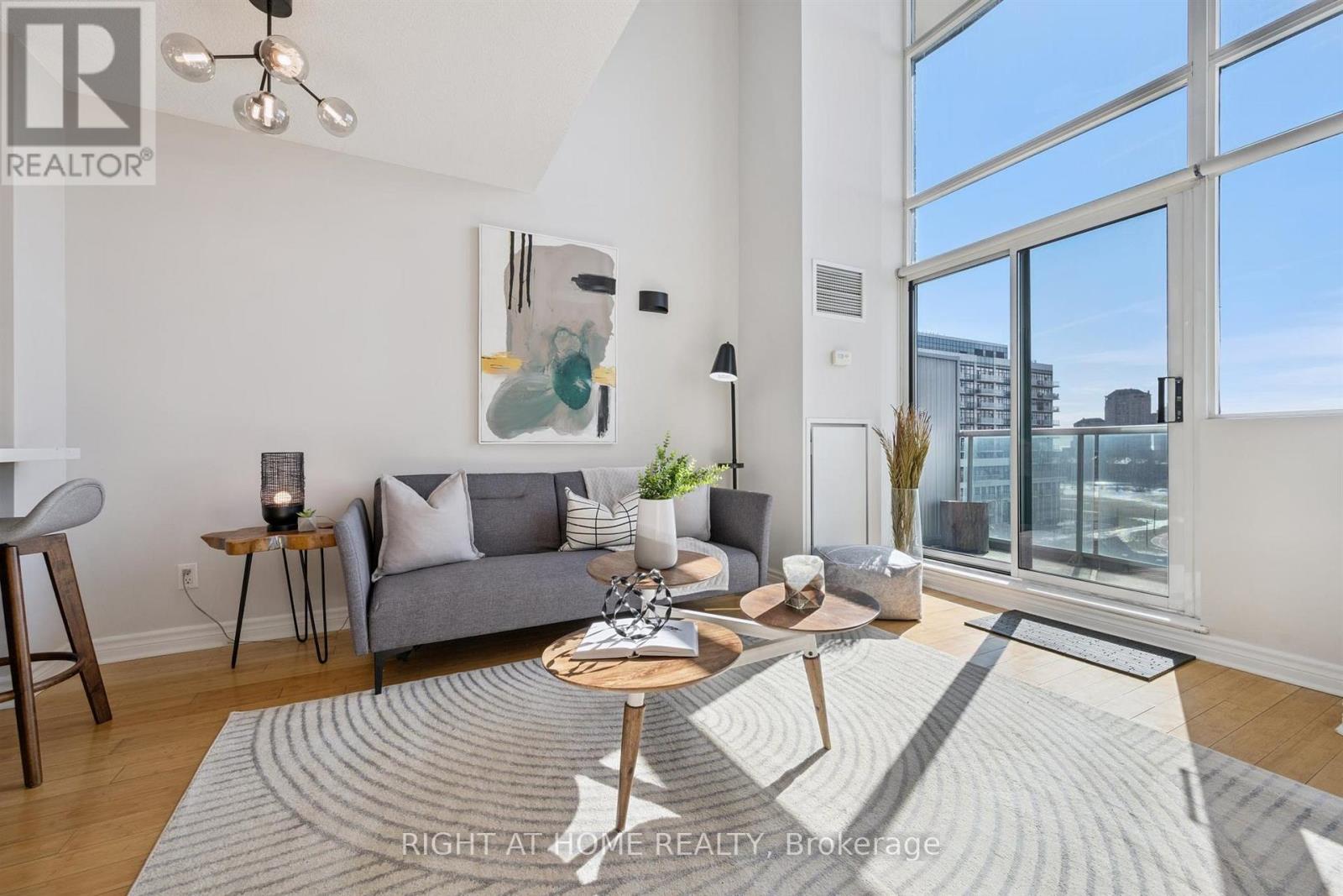 409 - 200 Manitoba Street, Toronto, Ontario  M8Y 4G7 - Photo 3 - W12913184