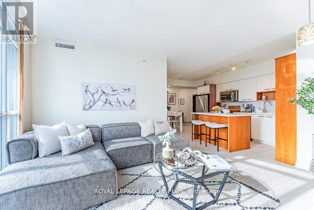 2504 - 5 Valhalla Inn Road, Toronto, Ontario  M9B 1S9 - Photo 17 - W12913186