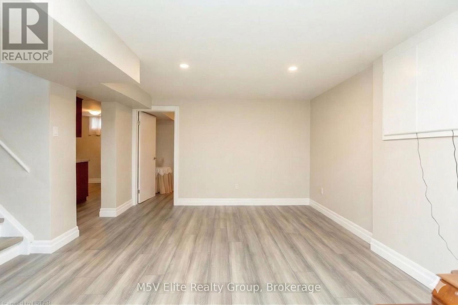 811 NIXON AVENUE, London South, Ontario