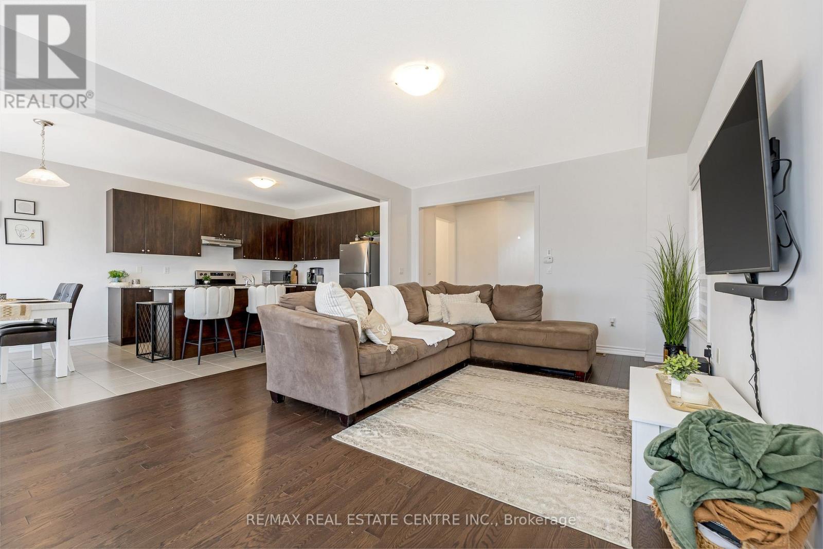 322 Russell Street, Southgate, Ontario  N0C 1B0 - Photo 2 - X12750460