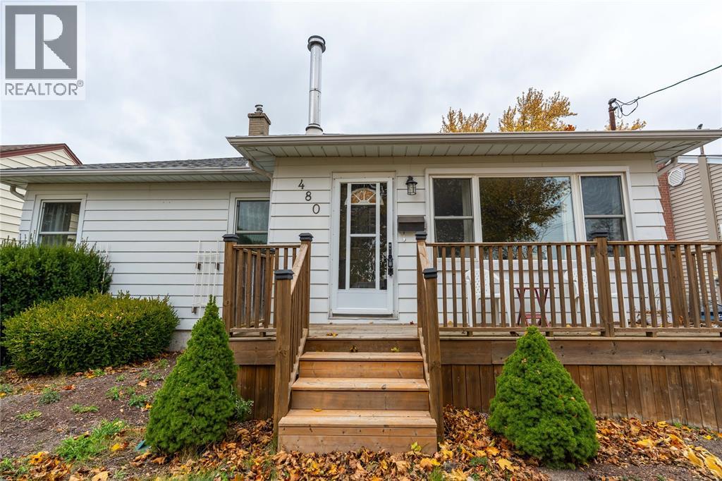 480 Bright Street, Sarnia, Ontario  N7T 4G6 - Photo 3 - 26006053