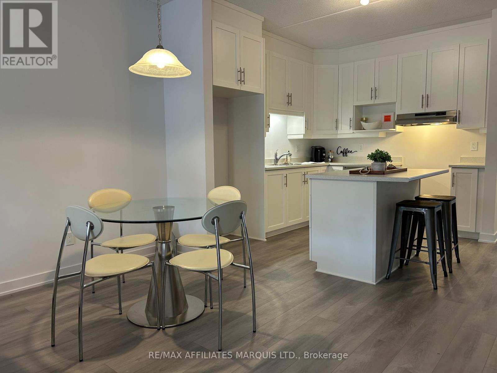 205 - 229 Water Street E, Cornwall, Ontario  K6H 1A2 - Photo 10 - X12261784