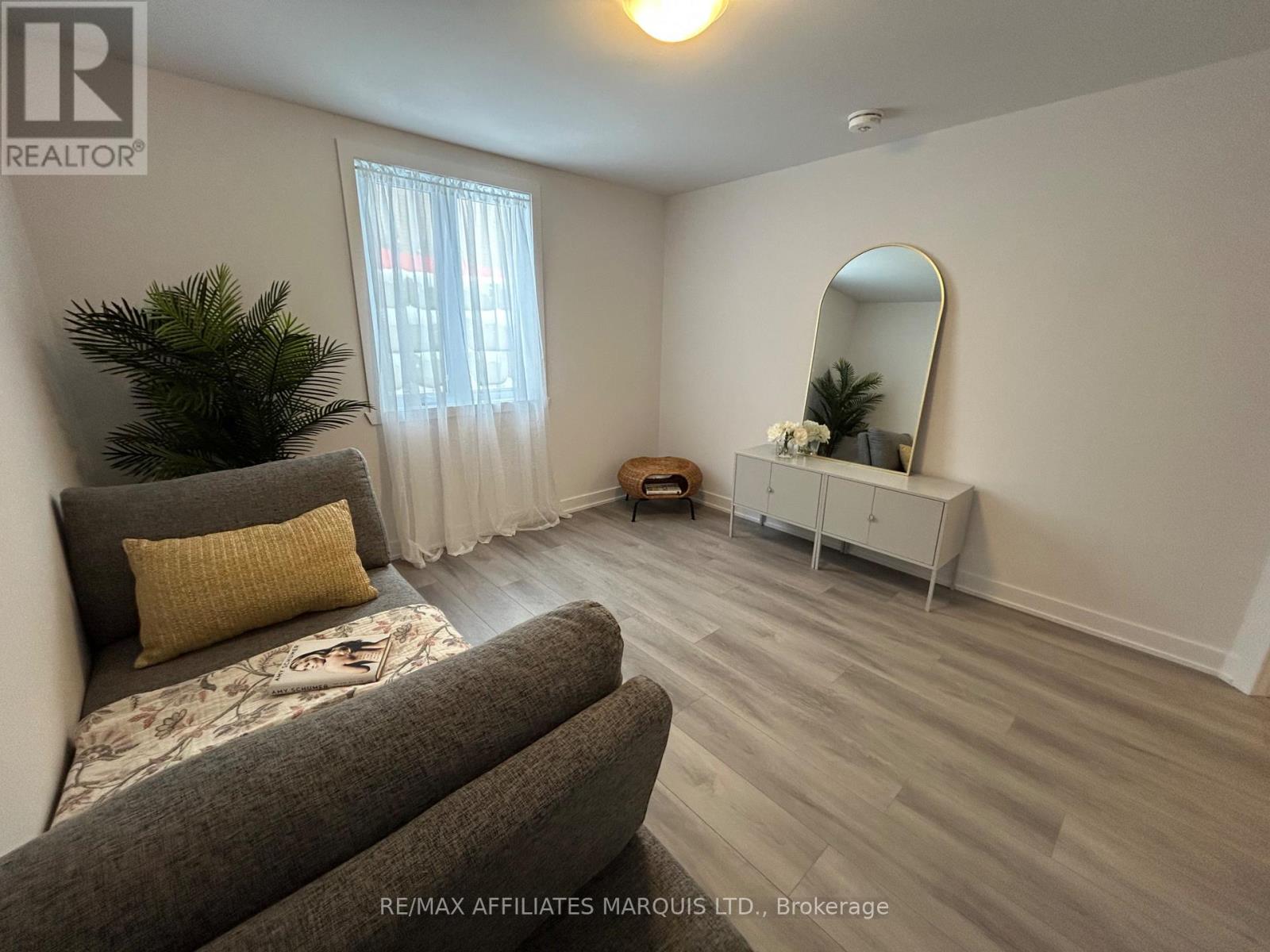 205 - 229 Water Street E, Cornwall, Ontario  K6H 1A2 - Photo 20 - X12261784