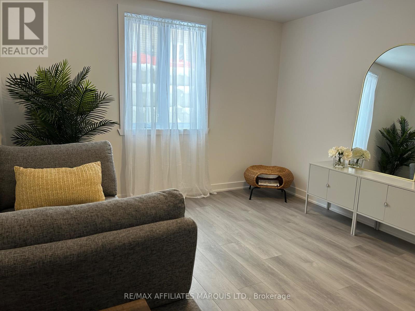 205 - 229 Water Street E, Cornwall, Ontario  K6H 1A2 - Photo 21 - X12261784