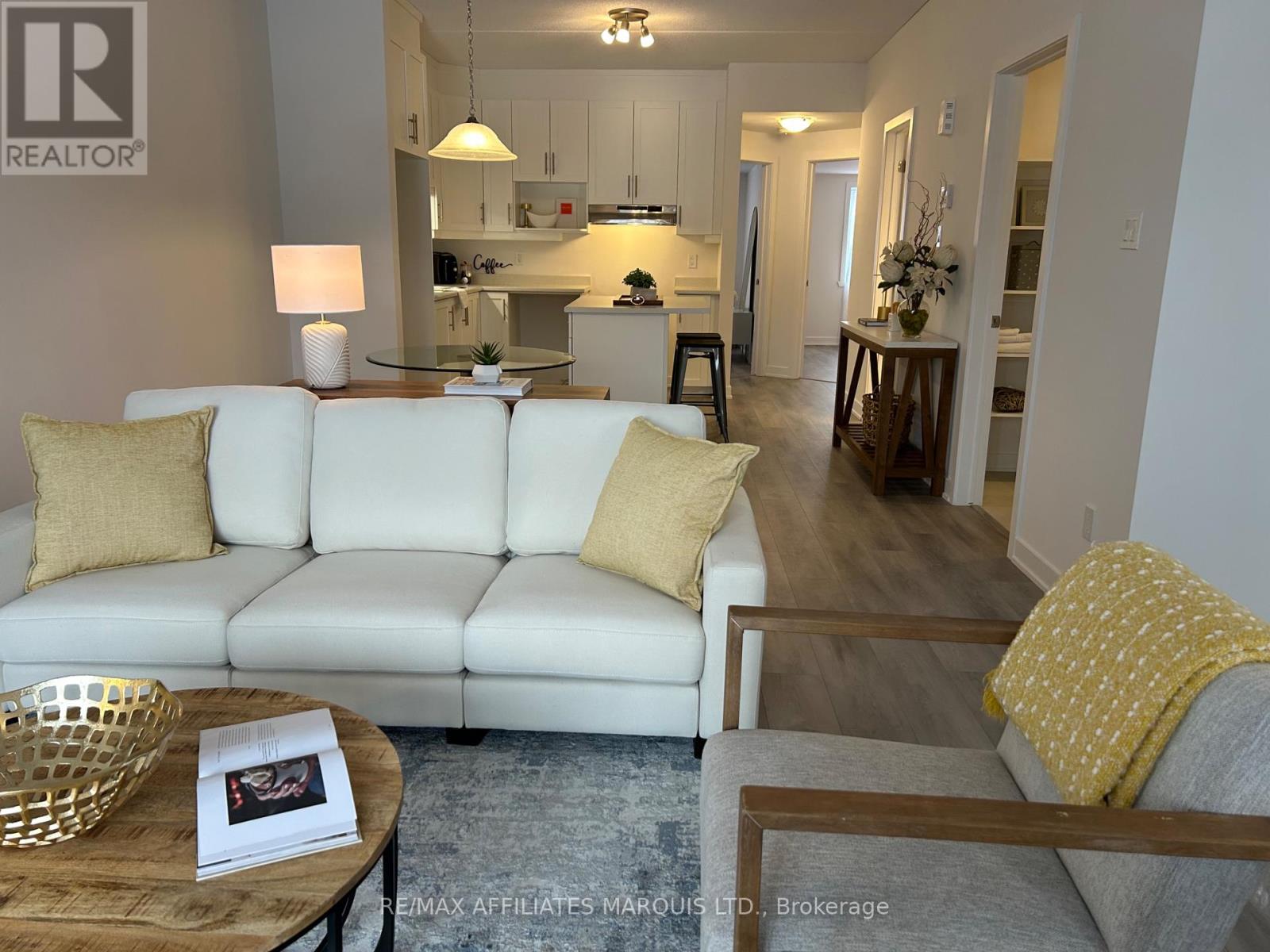 205 - 229 Water Street E, Cornwall, Ontario  K6H 1A2 - Photo 8 - X12261784