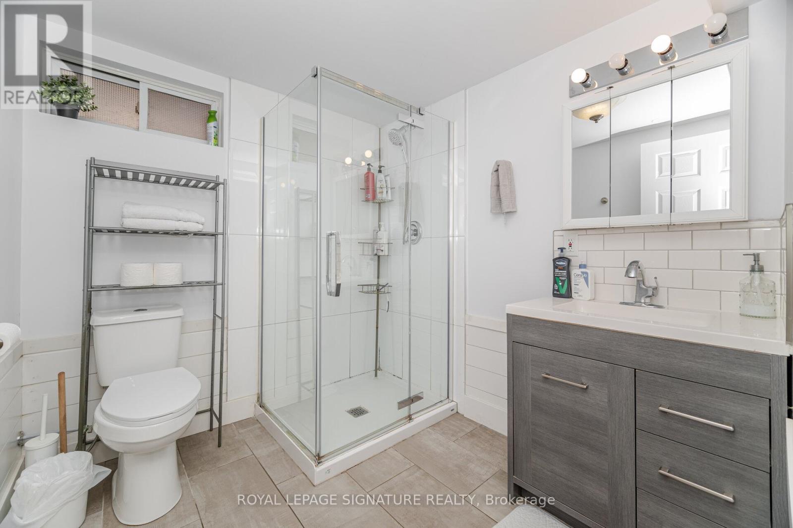 77 Fairview Road, Grimsby, Ontario  L3M 3L6 - Photo 32 - X12913160