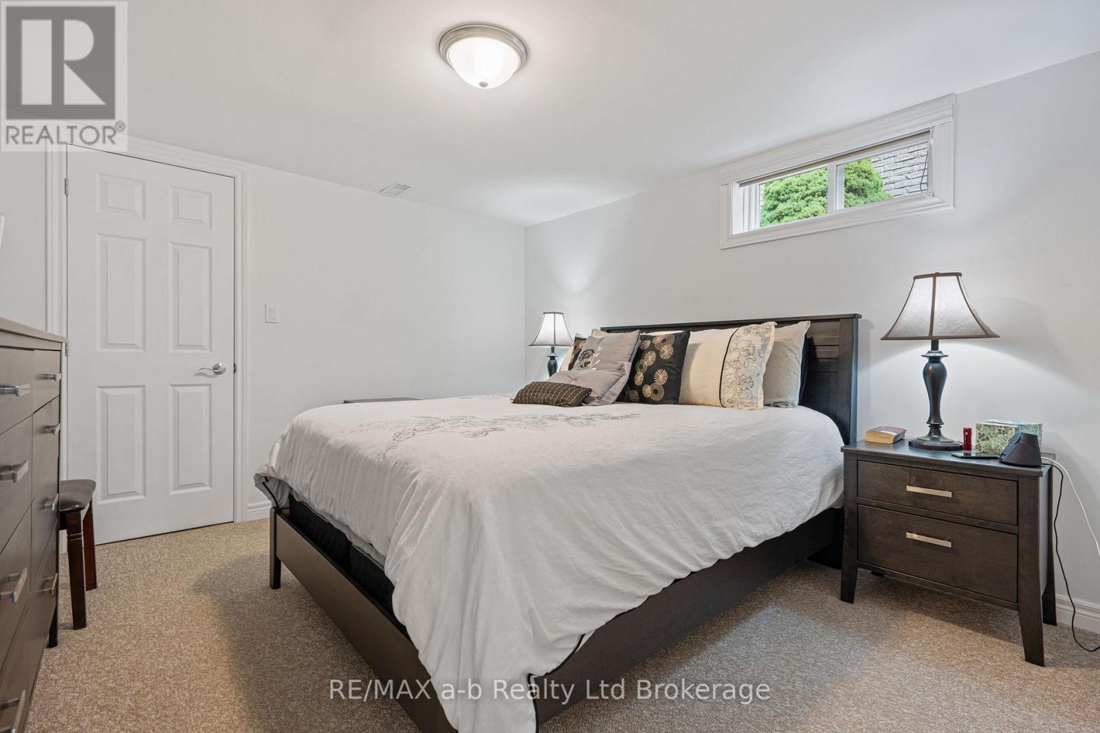 24 Denrich Avenue, Tillsonburg, Ontario  N4G 4W2 - Photo 23 - X12909574