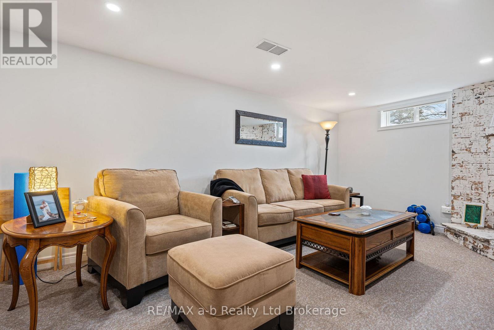 24 Denrich Avenue, Tillsonburg, Ontario  N4G 4W2 - Photo 21 - X12909574