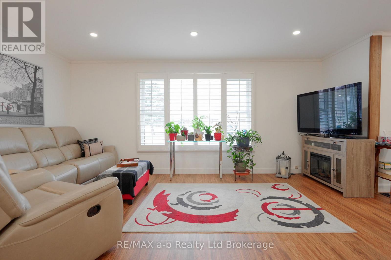 24 Denrich Avenue, Tillsonburg, Ontario  N4G 4W2 - Photo 33 - X12909574