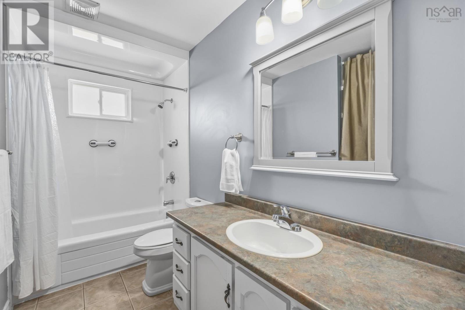 65 Carlisle Drive, Cole Harbour, Nova Scotia  B2V 1V8 - Photo 14 - 202605262