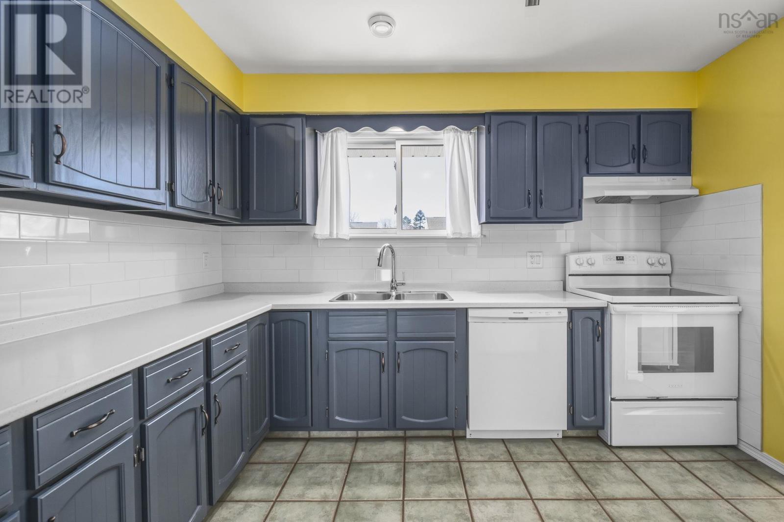 65 Carlisle Drive, Cole Harbour, Nova Scotia  B2V 1V8 - Photo 11 - 202605262