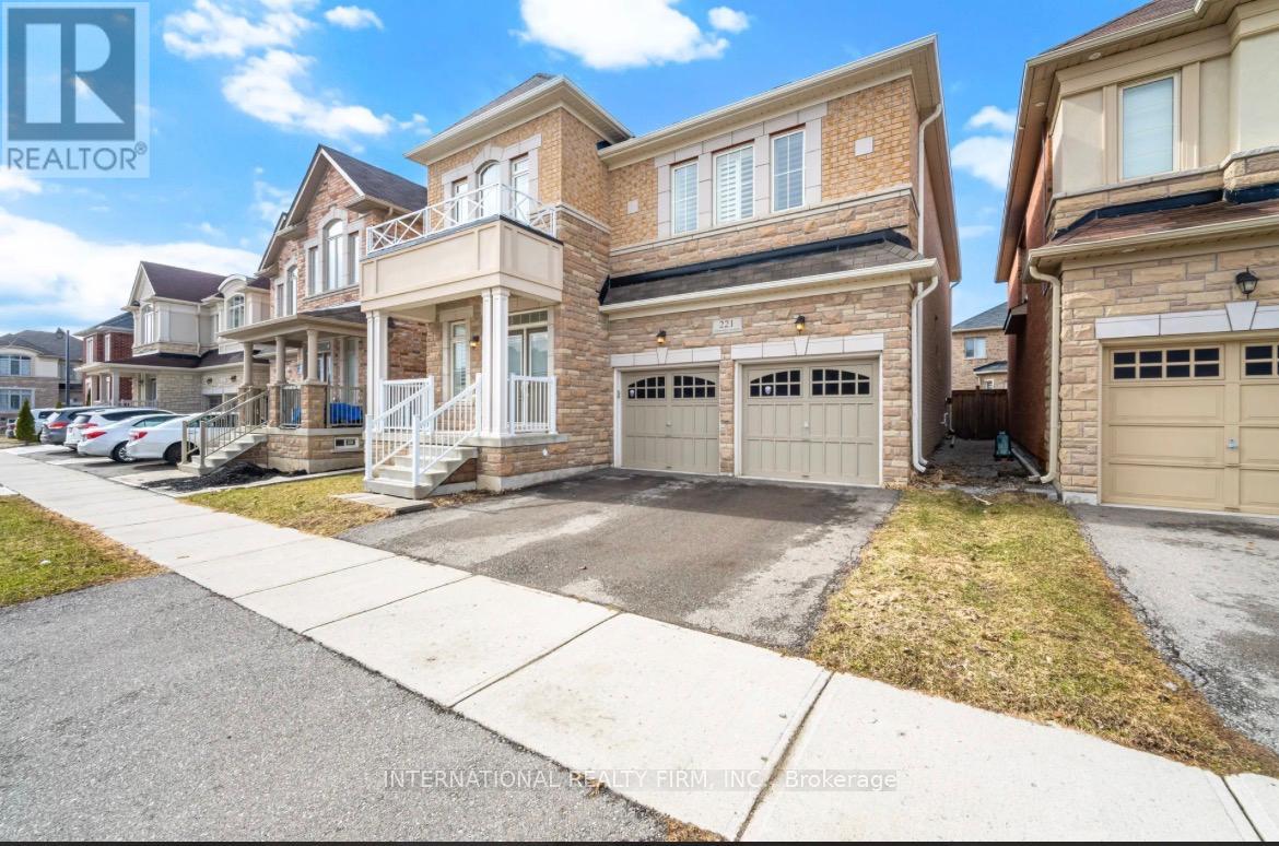 221 Etheridge Avenue N, Milton, Ontario  L9E 1H6 - Photo 2 - W12912904