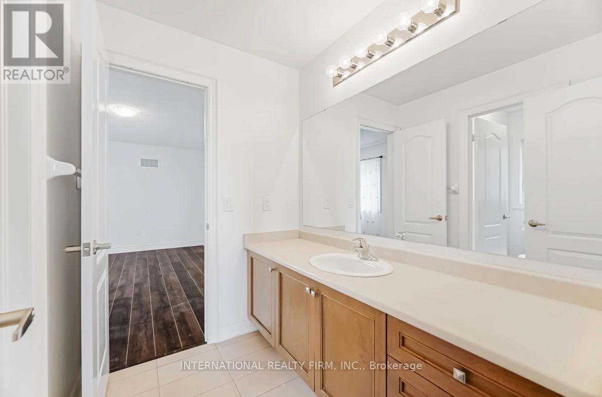 221 Etheridge Avenue N, Milton, Ontario  L9E 1H6 - Photo 32 - W12912904