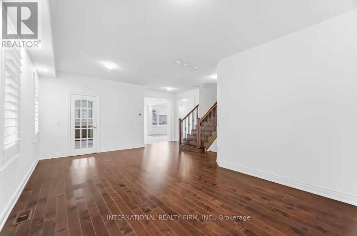 221 Etheridge Avenue N, Milton, Ontario  L9E 1H6 - Photo 6 - W12912904