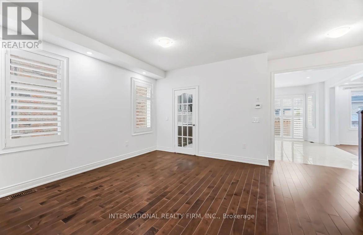 221 Etheridge Avenue N, Milton, Ontario  L9E 1H6 - Photo 8 - W12912904