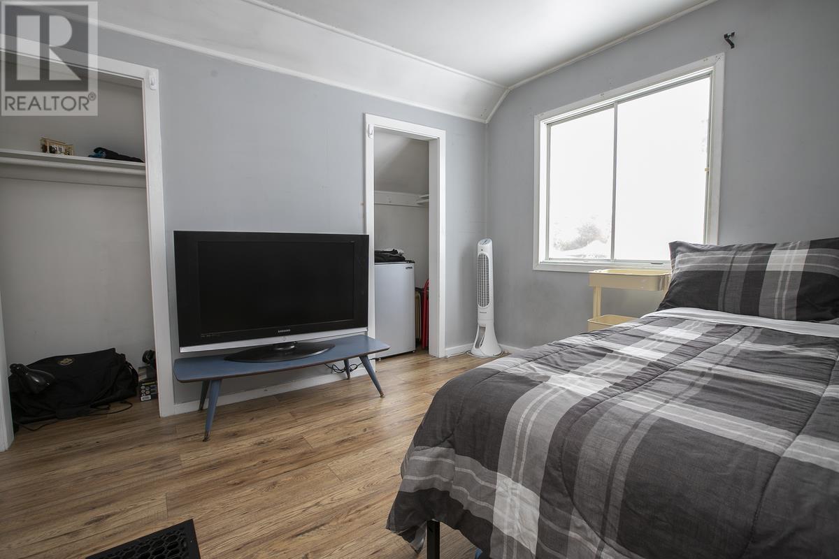 27 Weldon Ave, Sault Ste. Marie, Ontario  P6B 3C4 - Photo 31 - SM260521