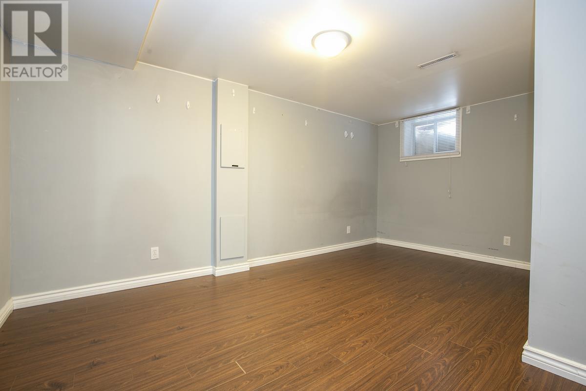 27 Weldon Ave, Sault Ste. Marie, Ontario  P6B 3C4 - Photo 42 - SM260521