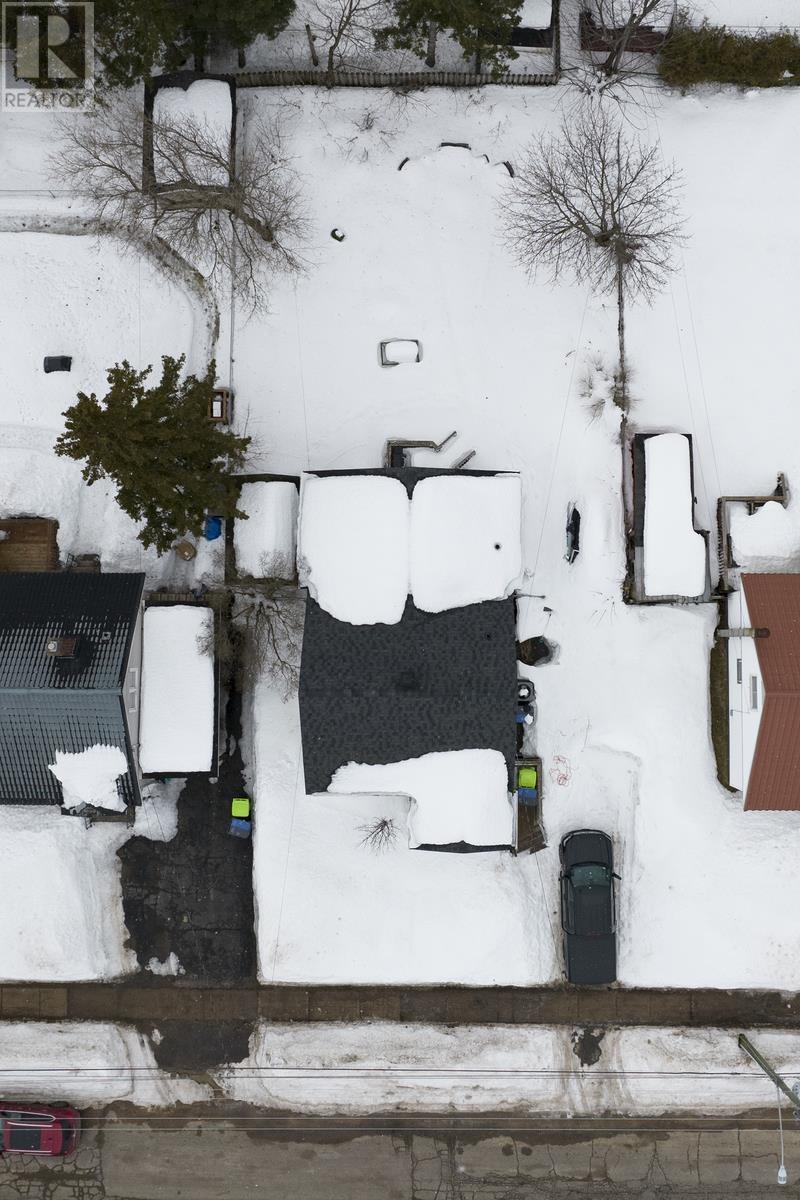 27 Weldon Ave, Sault Ste. Marie, Ontario  P6B 3C4 - Photo 49 - SM260521