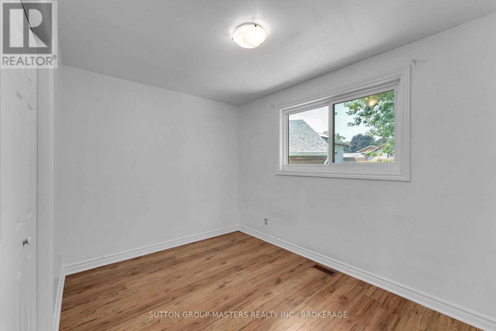 40 Crescent Drive, Kingston, Ontario  K7M 4J5 - Photo 17 - X12913288