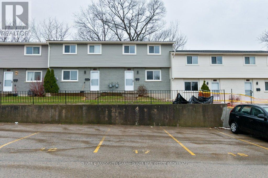 11 - 423 Griffith Street, London South, Ontario  N6K 2S3 - Photo 17 - X12913230