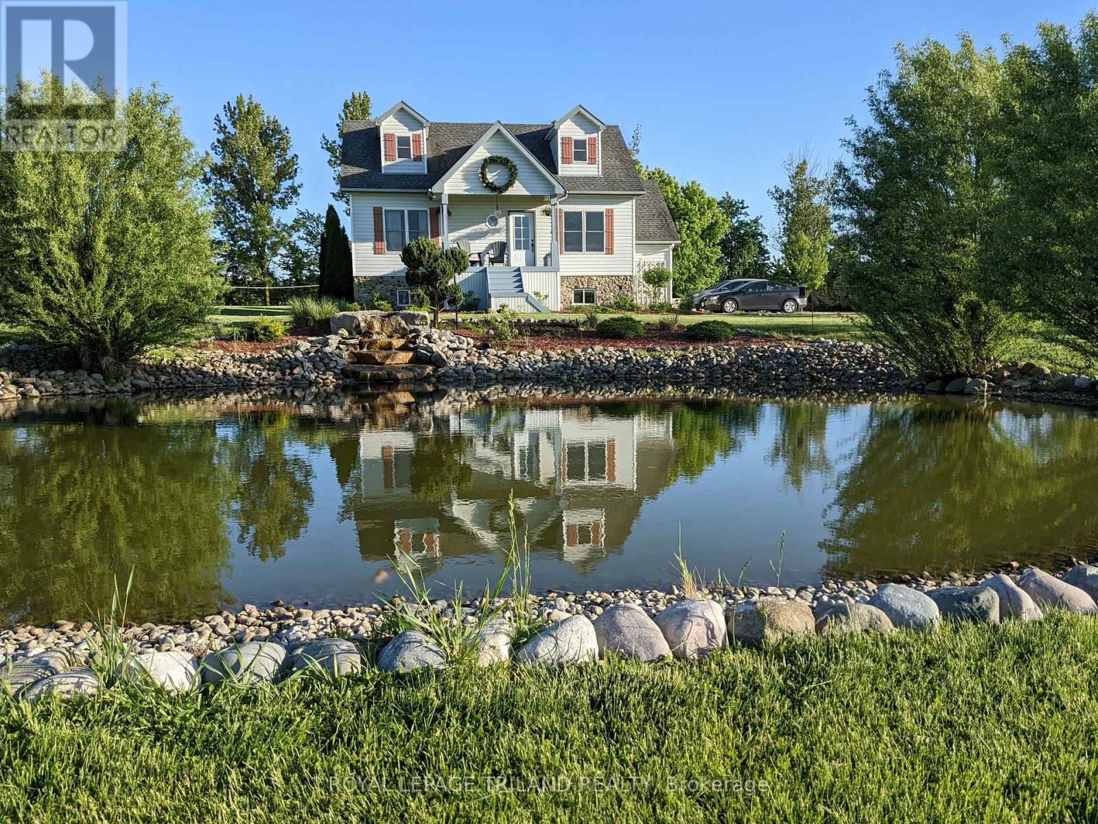 7603 ZION LINE, Warwick, Ontario