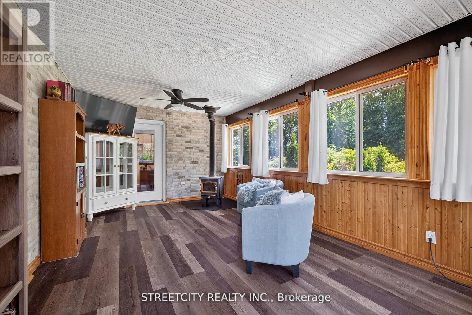 1163 Crumlin Side Road, London East, Ontario  N5V 1R6 - Photo 13 - X12913342