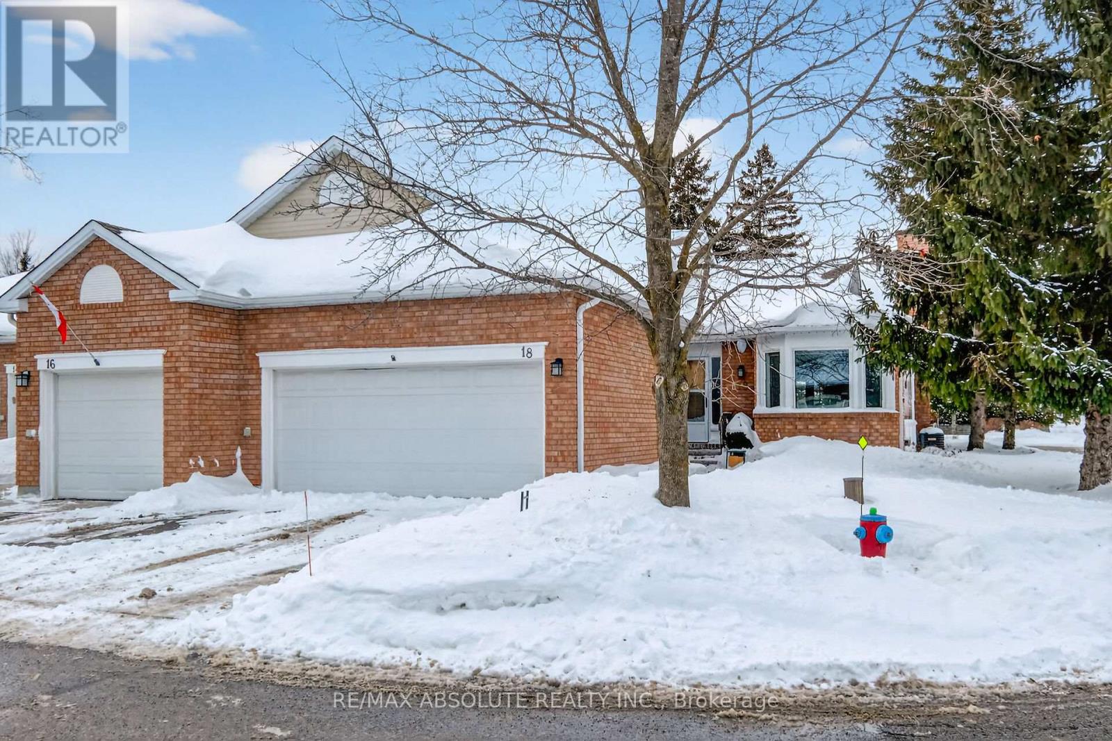18 PINE NEEDLES COURT, Ottawa, Ontario