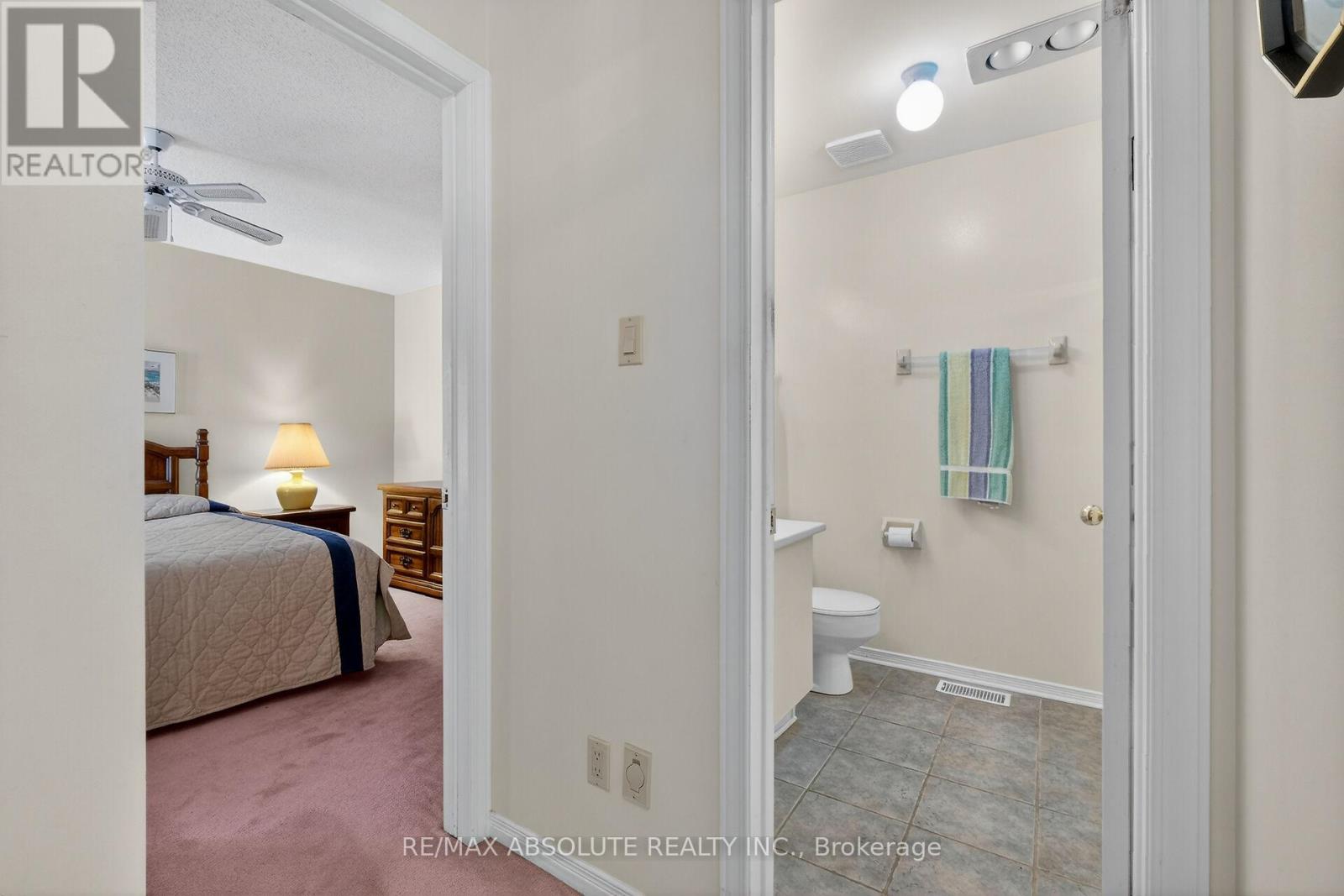 18 Pine Needles Court, Ottawa, Ontario  K2S 1G5 - Photo 37 - X12913346