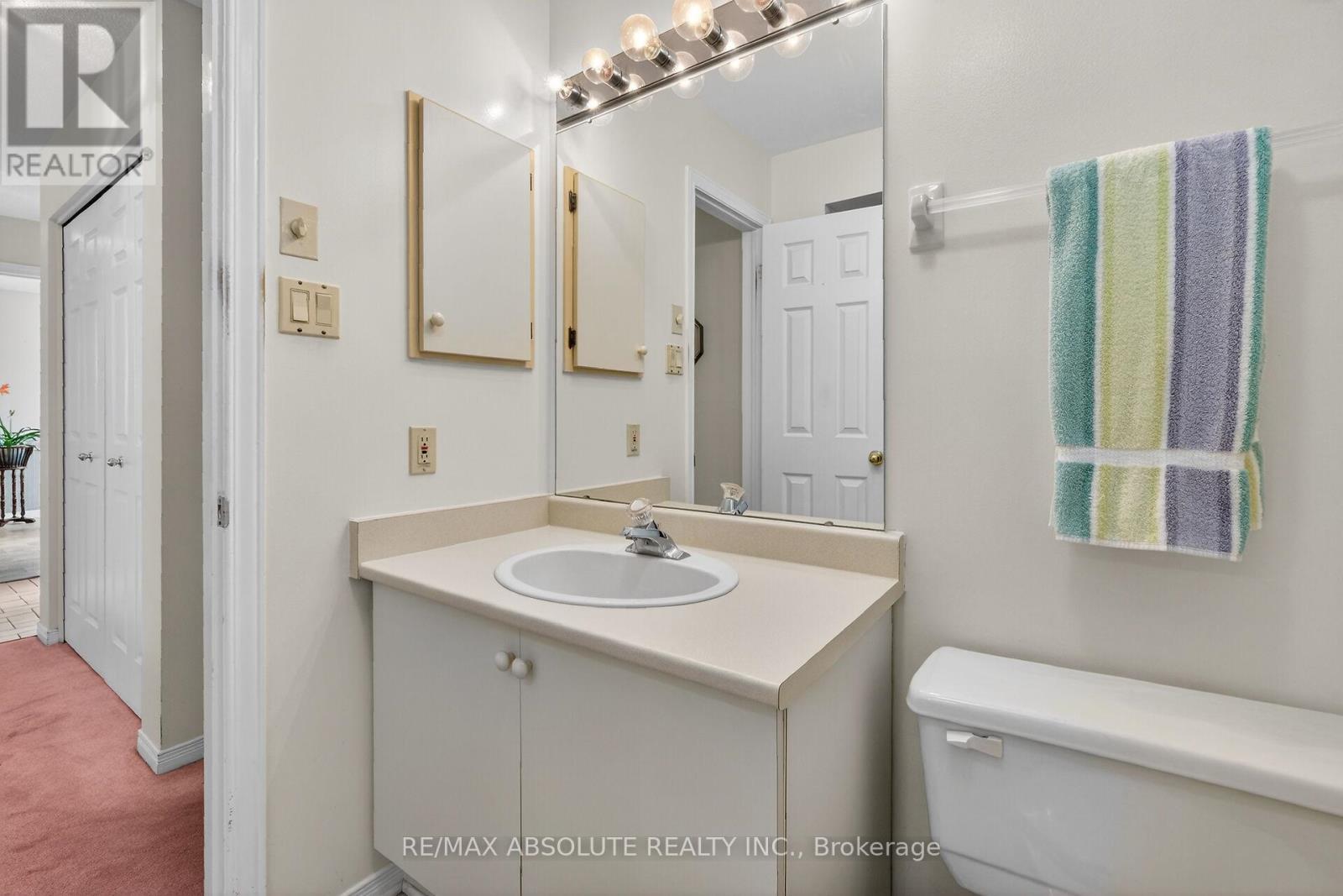 18 Pine Needles Court, Ottawa, Ontario  K2S 1G5 - Photo 39 - X12913346