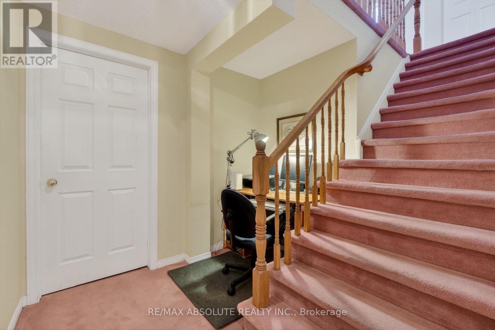 18 Pine Needles Court, Ottawa, Ontario  K2S 1G5 - Photo 42 - X12913346