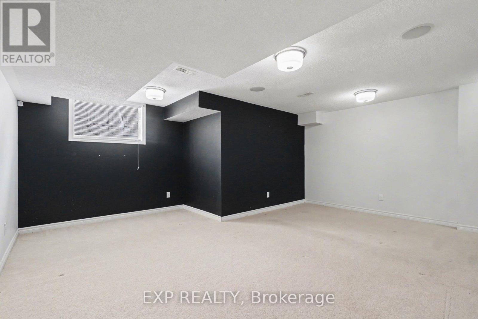 180 Flat Sedge Crescent, Ottawa, Ontario  K1T 0G9 - Photo 25 - X12913358