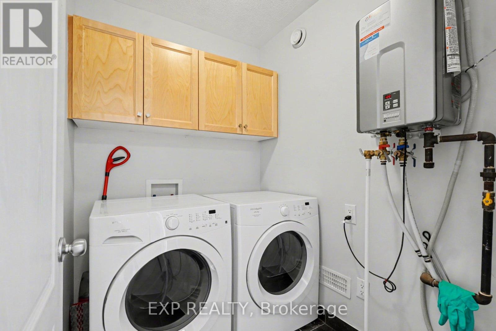 180 Flat Sedge Crescent, Ottawa, Ontario  K1T 0G9 - Photo 26 - X12913358