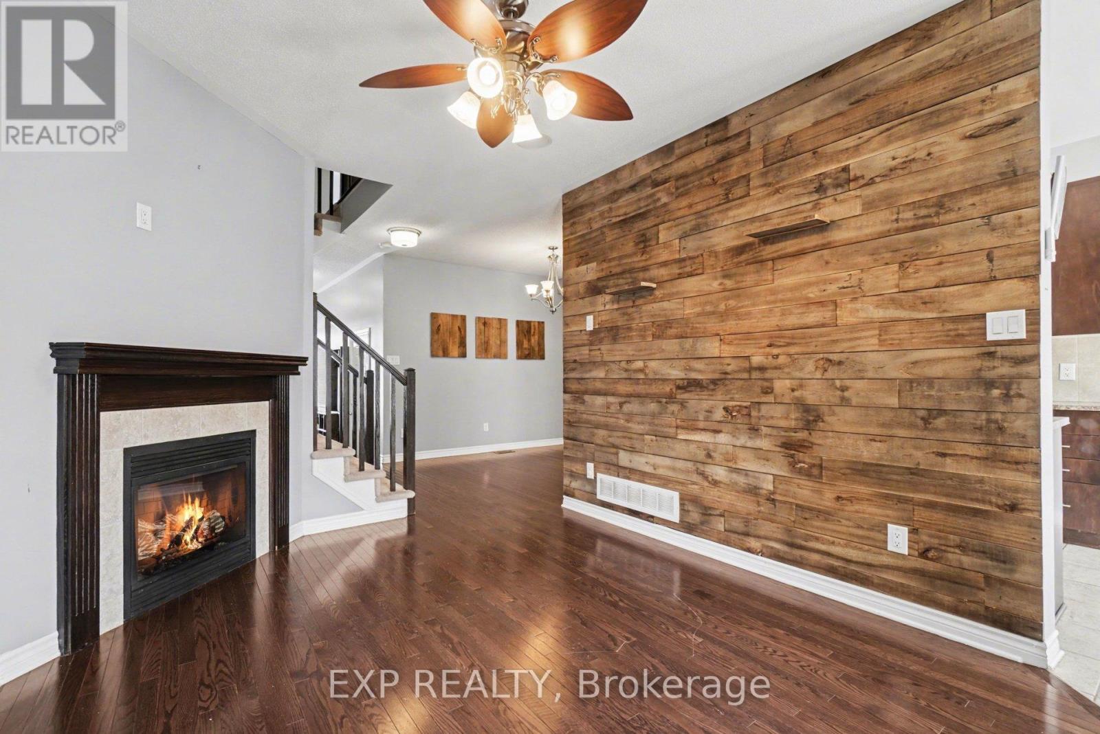 180 Flat Sedge Crescent, Ottawa, Ontario  K1T 0G9 - Photo 5 - X12913358