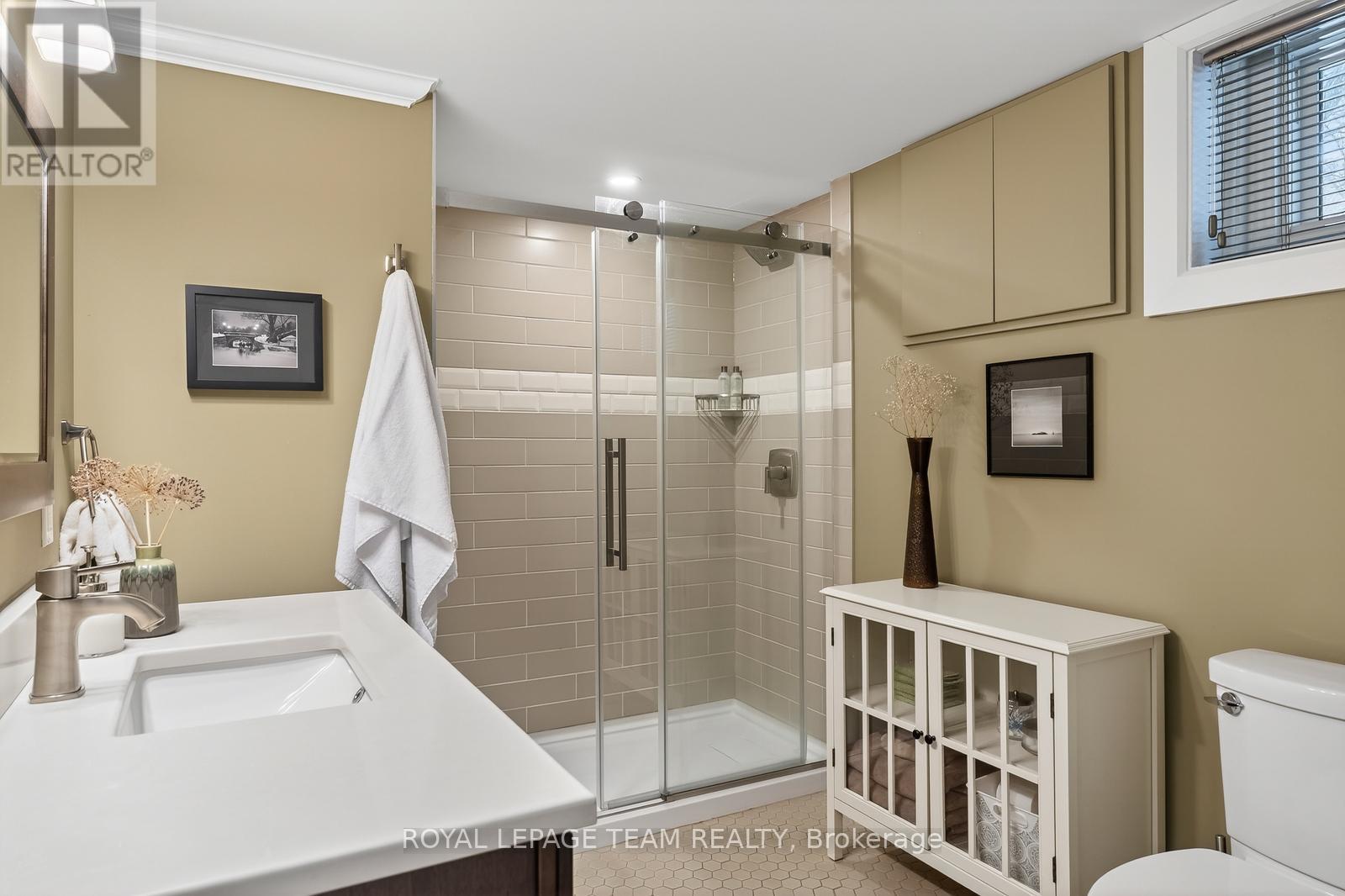 1449 Portal Street, Ottawa, Ontario  K1H 6B6 - Photo 24 - X12913392