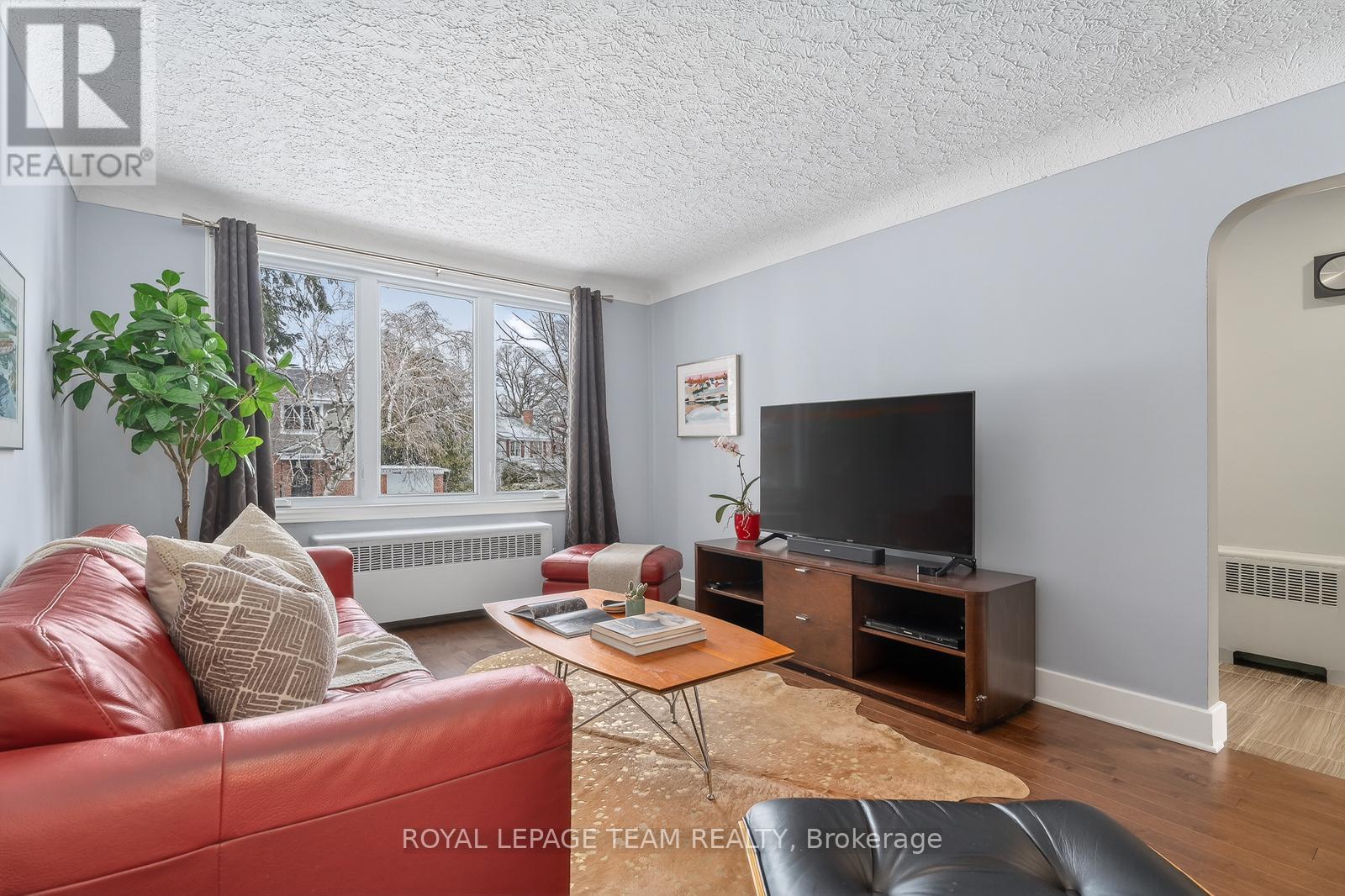 1449 Portal Street, Ottawa, Ontario  K1H 6B6 - Photo 4 - X12913392