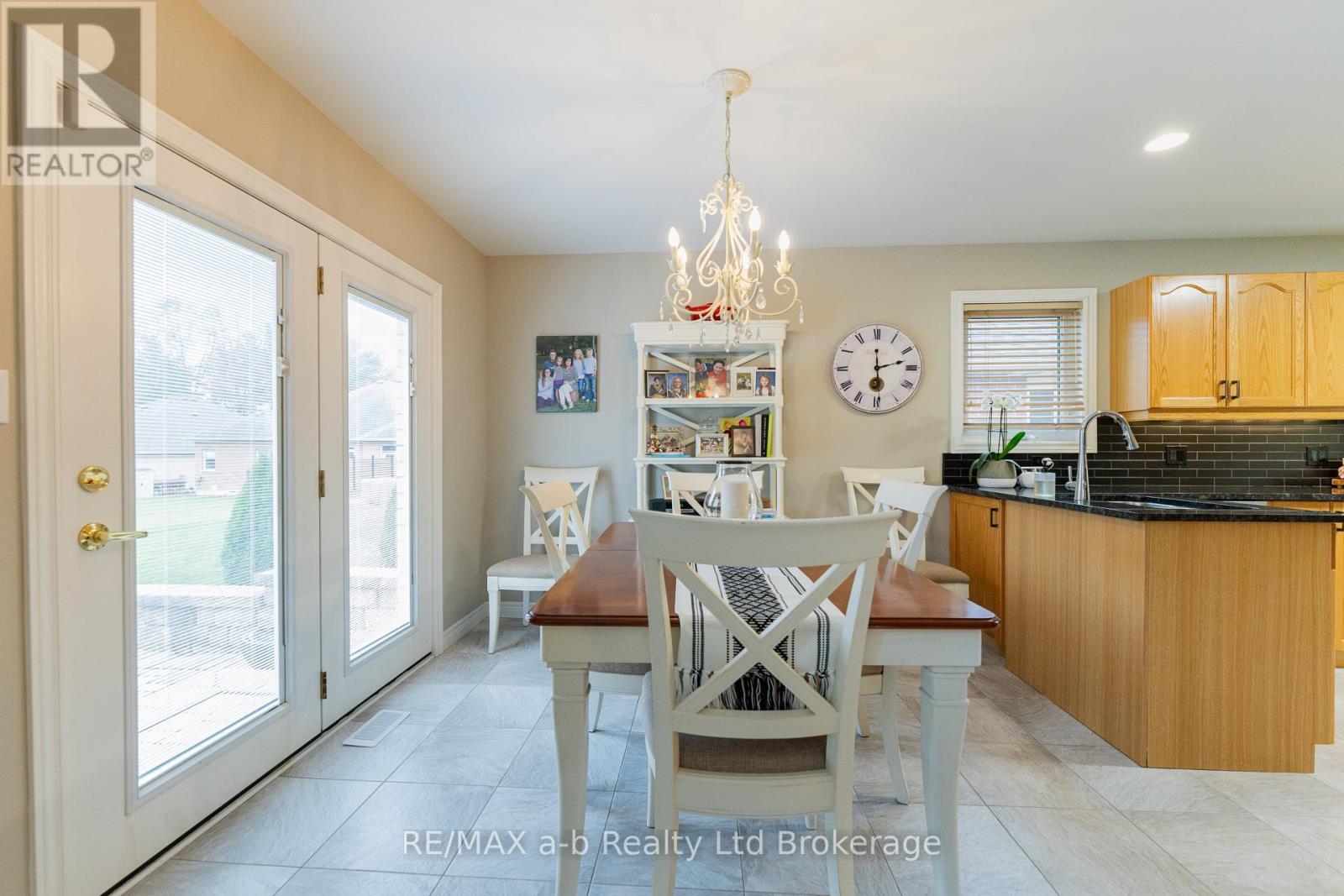 90 Weston Drive, Tillsonburg, Ontario  N4G 5W9 - Photo 16 - X12913344