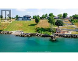 366 SEACLIFF DRIVE West, Leamington, Ontario