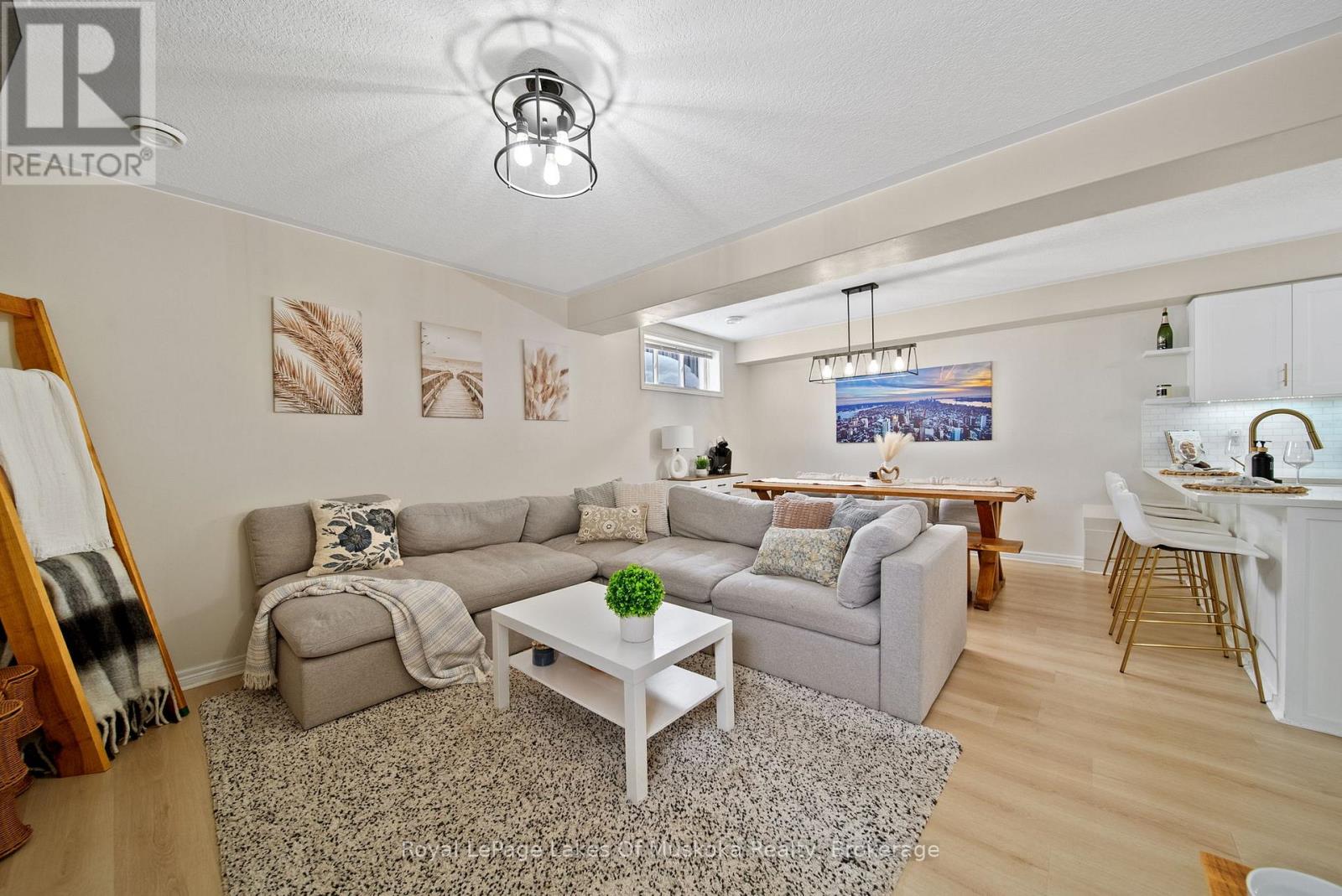 70 Pearl Drive, Orillia, Ontario  L3V 6H2 - Photo 12 - S12913366