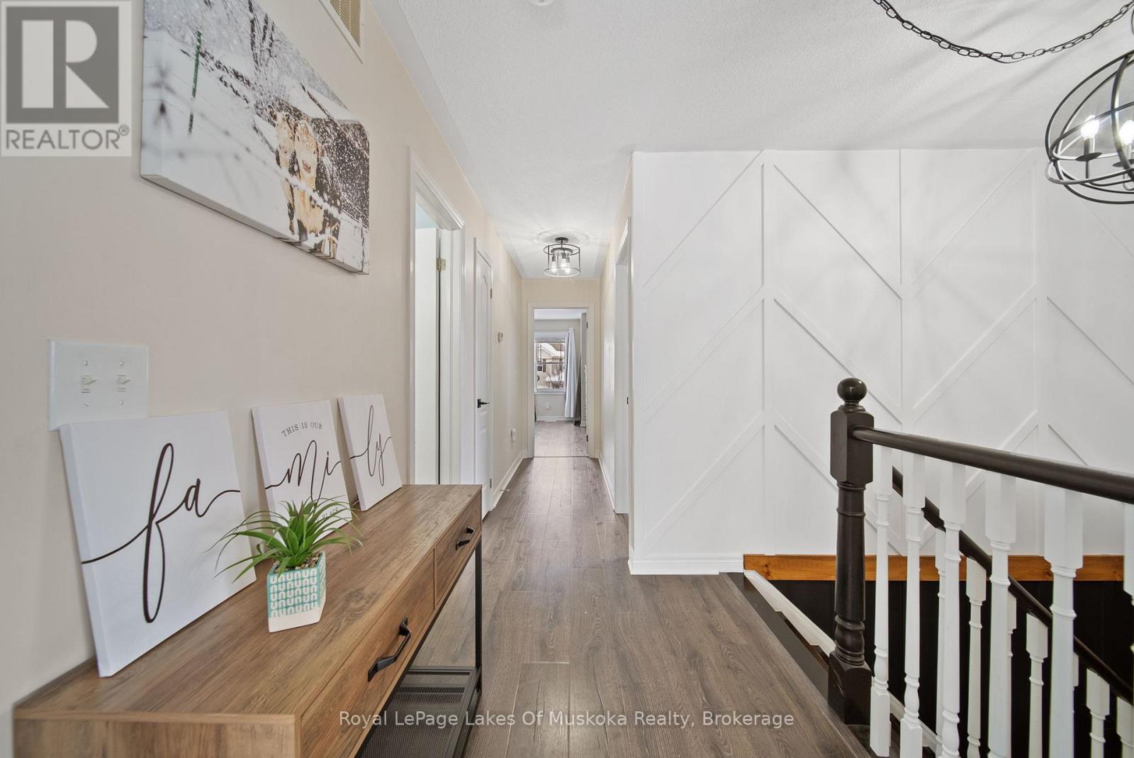 70 Pearl Drive, Orillia, Ontario  L3V 6H2 - Photo 17 - S12913366