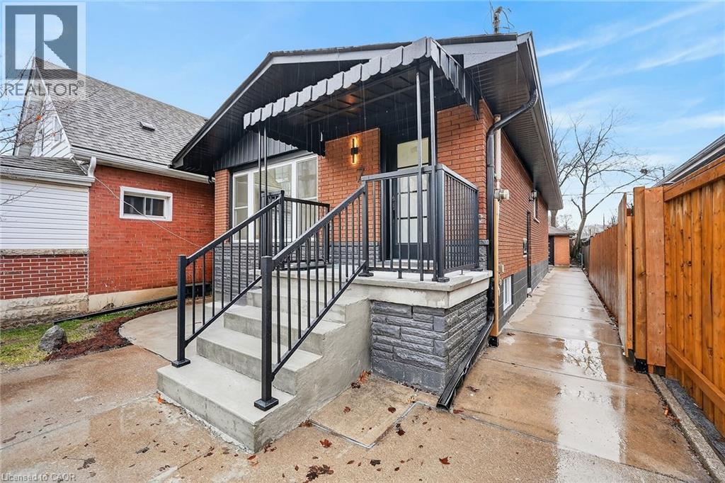 7 Crosthwaite Avenue S, Hamilton, Ontario  L8K 2T7 - Photo 7 - 40814419