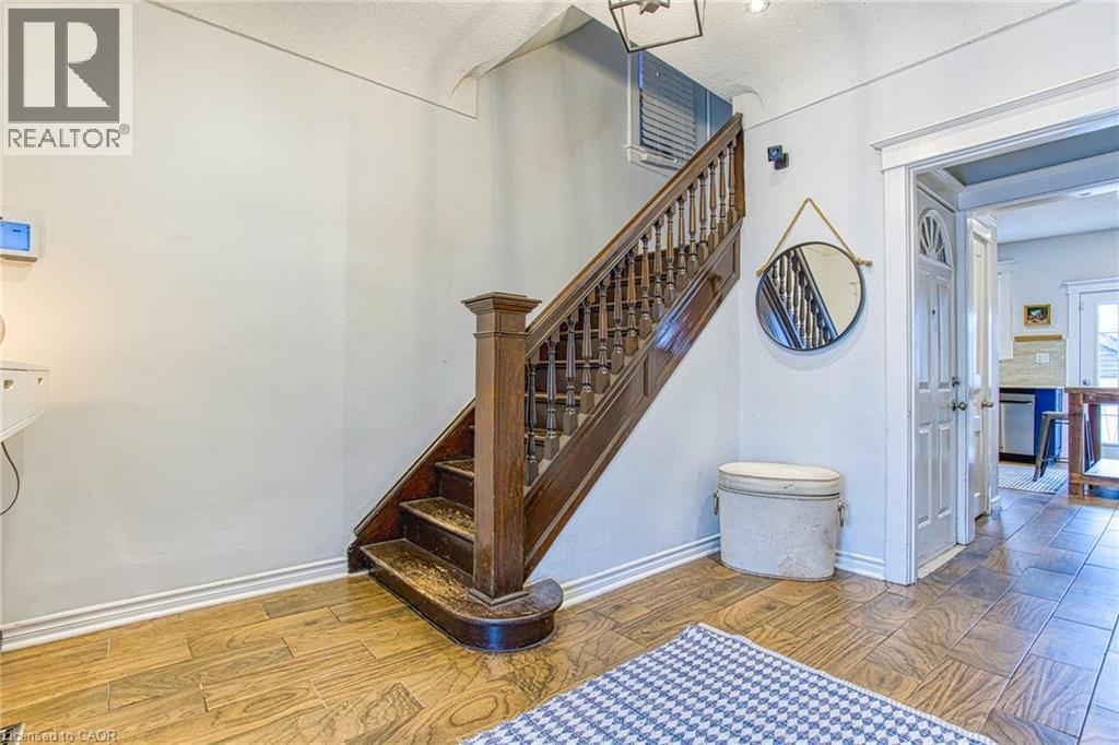 20 Senator Avenue, Hamilton, Ontario  L8L 1Z4 - Photo 5 - 40814385