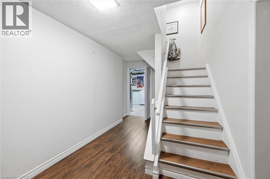 478 Featherstone Court, Burlington, Ontario  L7L 5K1 - Photo 38 - 40814323